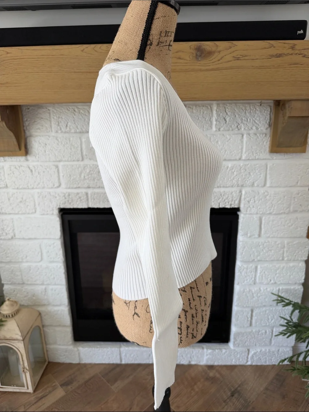 Forever 21 Women’s Cropped Rid-Knit Sweater White - Picture 2 of 5